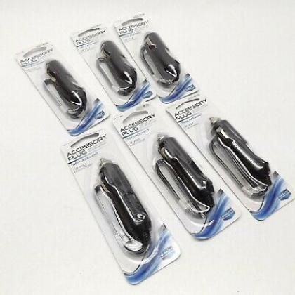 ACCESSORY PLUG